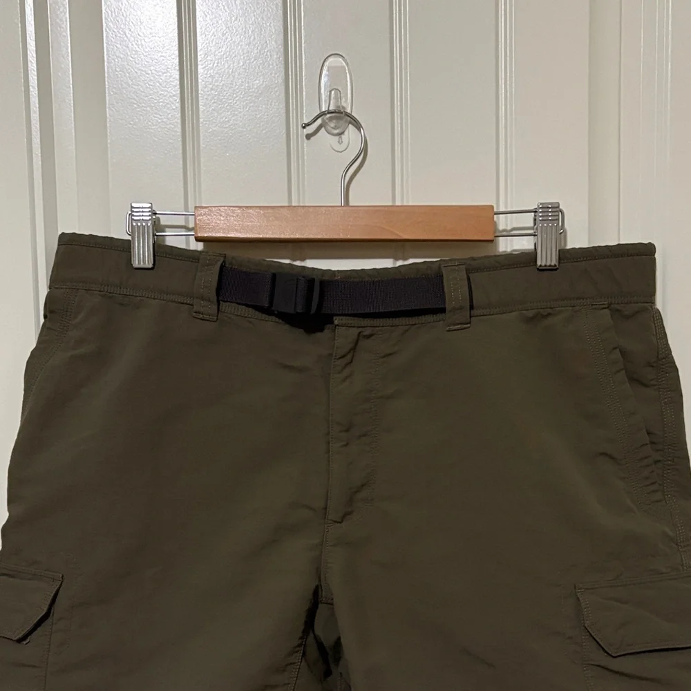The North Face Men's Olive‎ Green Cargo Shorts with Webbing Belt